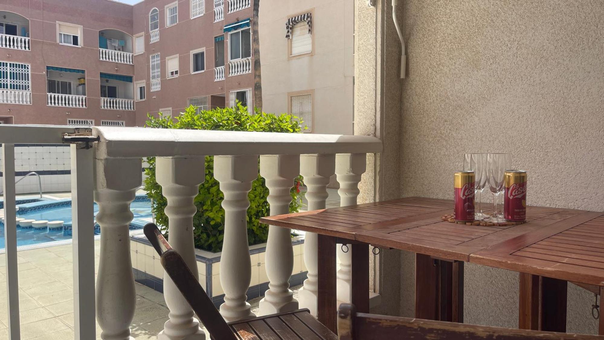 Petit Cocon - Piscine - Plage 5 Minutes A Pied Apartment Torrevieja Exterior photo